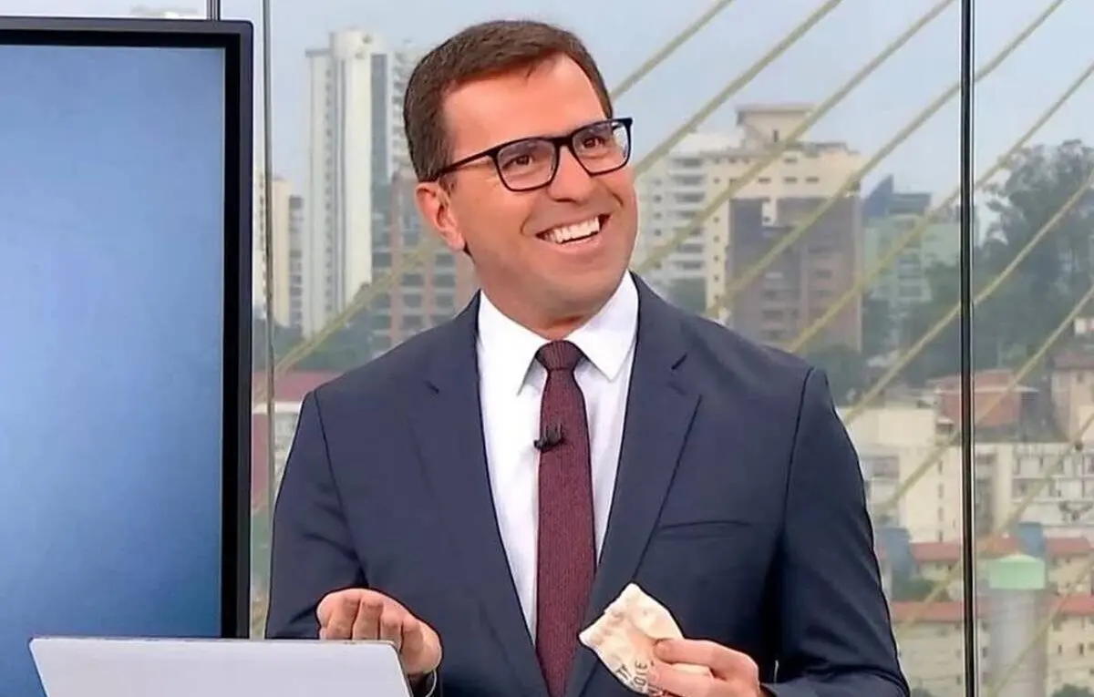 Rodrigo Bocardi deixa o SBT definitivamente após polêmica com prefeituras