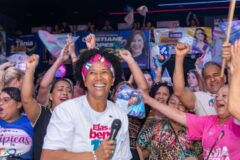 Rumo ao Senado: Sílvia Cristina reúne milhares de mulheres na capital