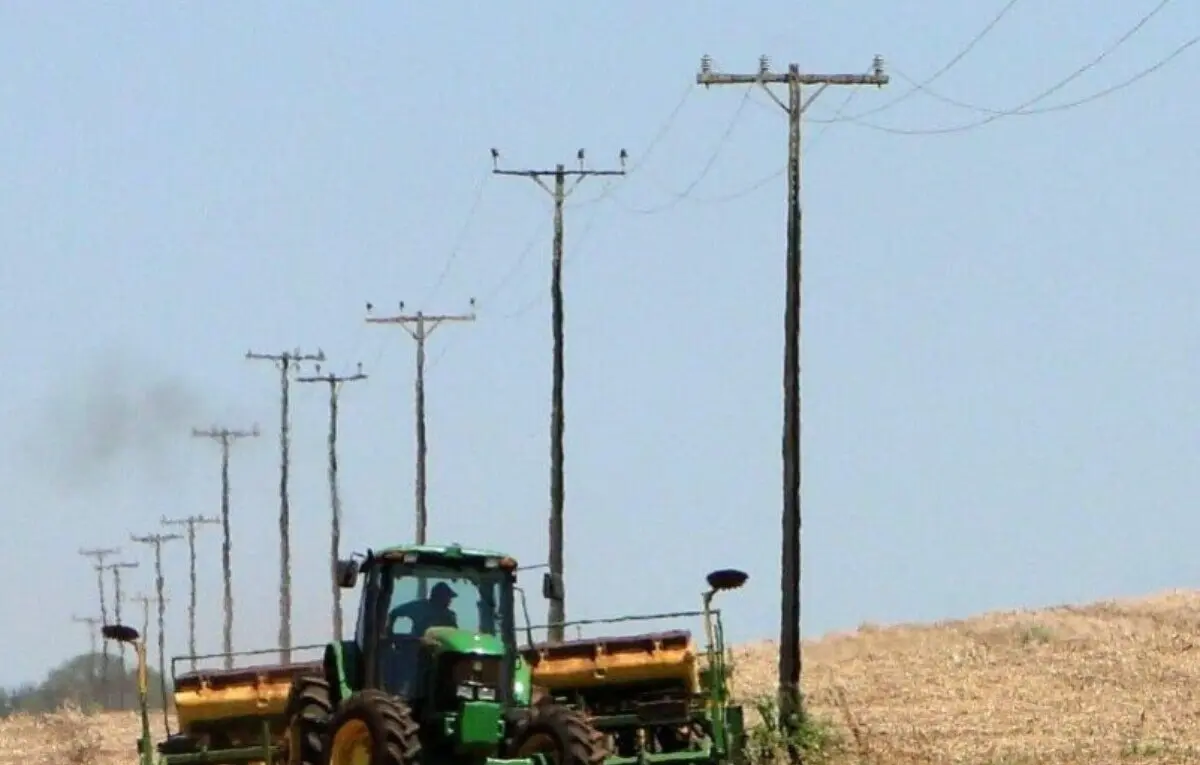 Segurança no campo: 80% das fatalidades envolvendo a rede elétrica em Rondônia ocorreram na zona rural; Energisa reforça orientações