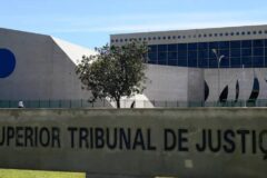 STJ suspende processos sobre proibição de aluguel por temporada em condomínios