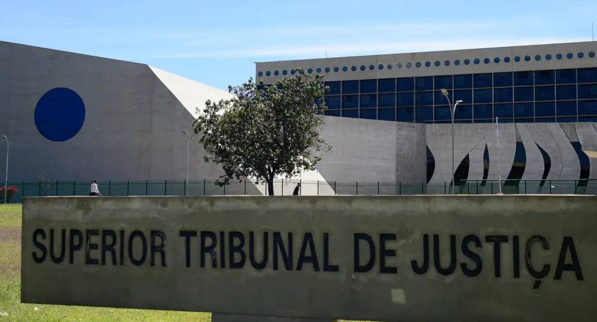 STJ suspende processos sobre proibição de aluguel por temporada em condomínios