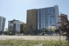 TCE barra contratação de R$ 1 milhão para iluminação após indícios de restrição a empresas