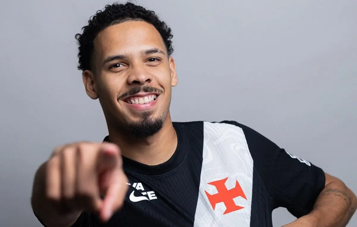 Vasco oficializa a contratação de Gabriel Pereira, do Copenhague