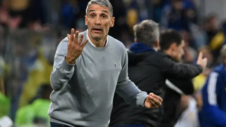 Vojvoda é demitido do Racing após eliminação na Copa da Argentina