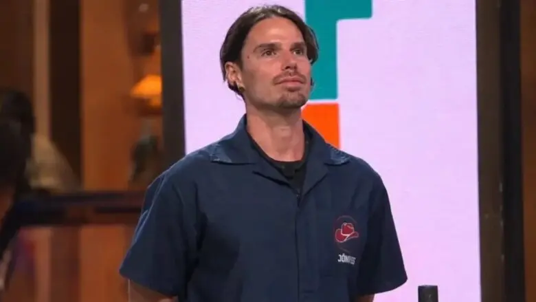 A Fazenda 18: Record exibe momento em que Jonatas Faro desiste do reality; assista A Fazenda 18: Record exibe momento em que Jonatas Faro desiste do reality; assista (Foto: Reprodução/ Record)
