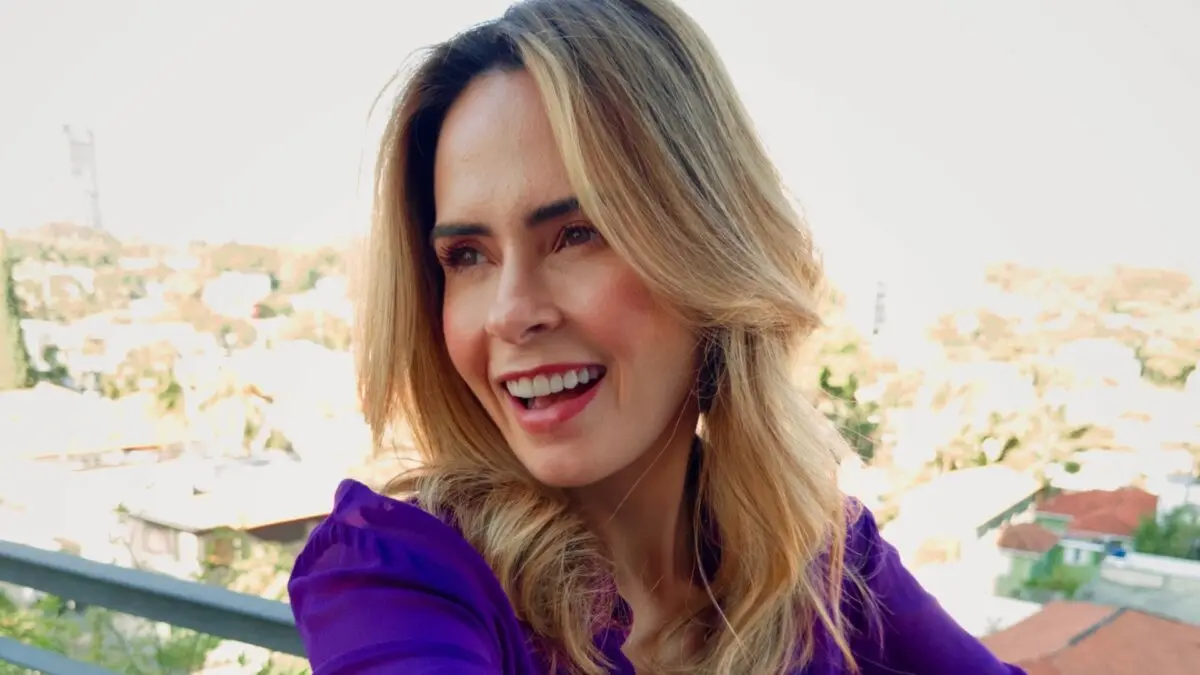 Ana Paula Renault publica texto e faz pedido para fãs após onda de críticas nas redes sociais Ana Paula Renault publica texto e faz pedido para fãs após onda de críticas nas redes sociais