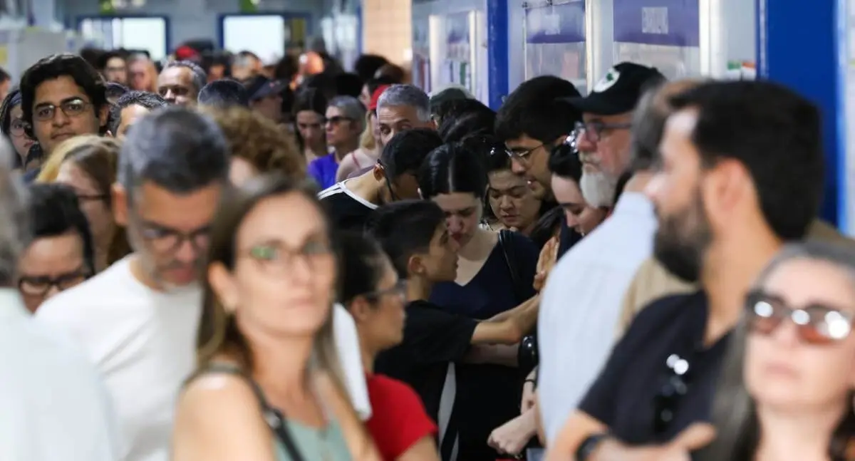 Câmara dos Deputados registra renovação de mais de 35% e elege maior bancada feminina da história