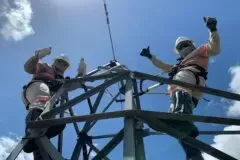Cerca de mil eletricistas atuam para levar energia aos rondonienses; rofissão é celebrada neste sábado