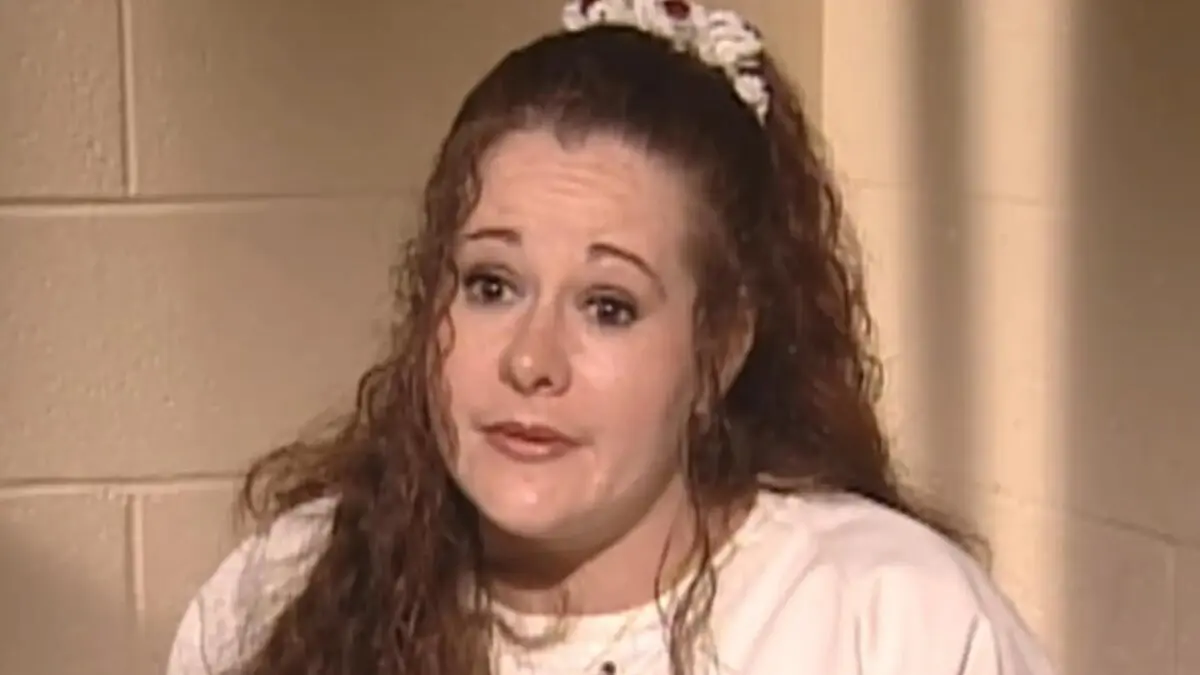 Christa Pike: Ligações para emergência revelam confusão entre equipes após tentativa frustrada de execução Christa Pike (Foto: Reprodução/ Inside Edition)