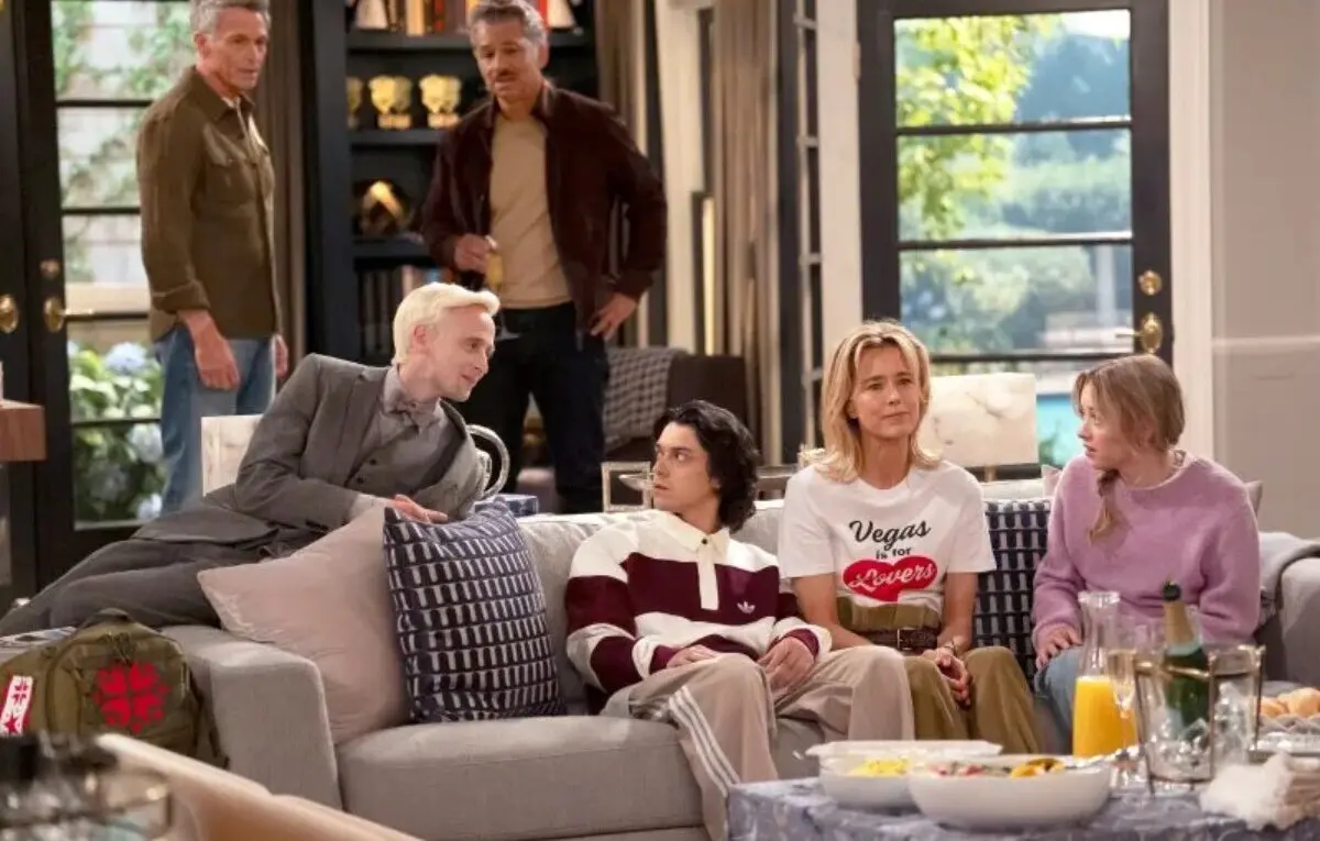 Confira o trailer HILÁRIO de ‘Newlyweds’, nova série de comédia com Téa Leoni