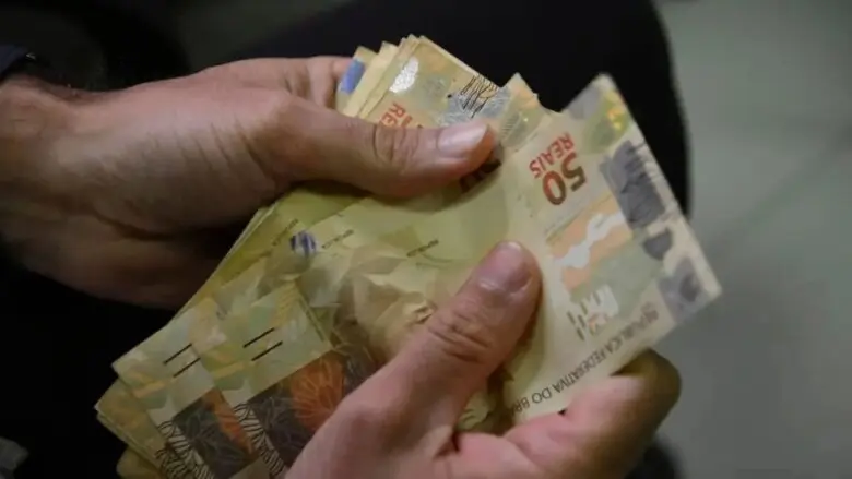 Crédito cresce 0,3% em setembro e alta em 12 meses cai a 8,3%