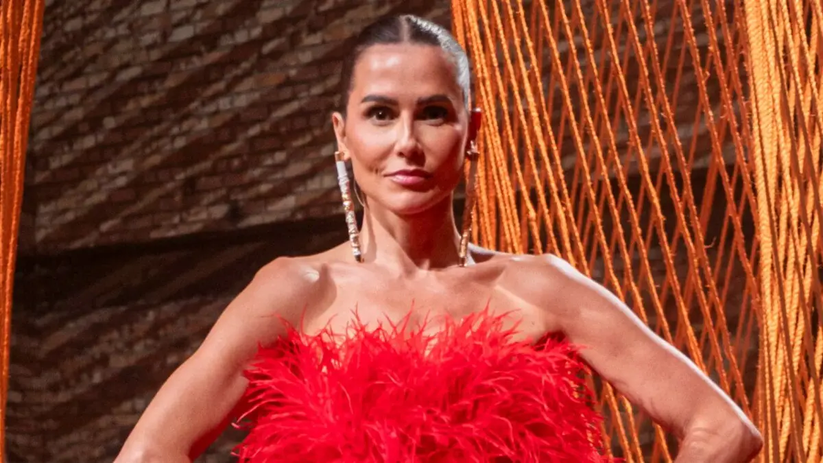 Deborah Secco se pronuncia após comentários de Daniel Vorcaro e então executivo da Globo sobre sua aparência Deborah Secco se pronuncia após comentários de Daniel Vorcaro e então executivo da Globo sobre sua aparência