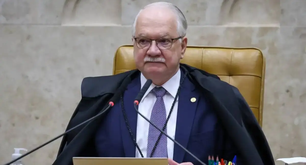 Edson Fachin determina arquivamento de investigações contra Eduardo Bolsonaro, Silas Malafaia e Guilherme Fiúza