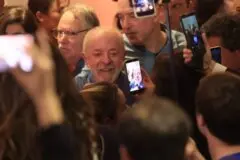 Em primeiro discurso, Lula defende regulação das redes sociais e anuncia novo modelo de gestão
