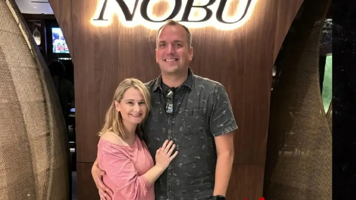 Ex-noivo de Gypsy Rose Blanchard, Ken Urker morre aos 33 anos Ex-noivo de Gypsy Rose Blanchard, Ken Urker morre aos 33 anos