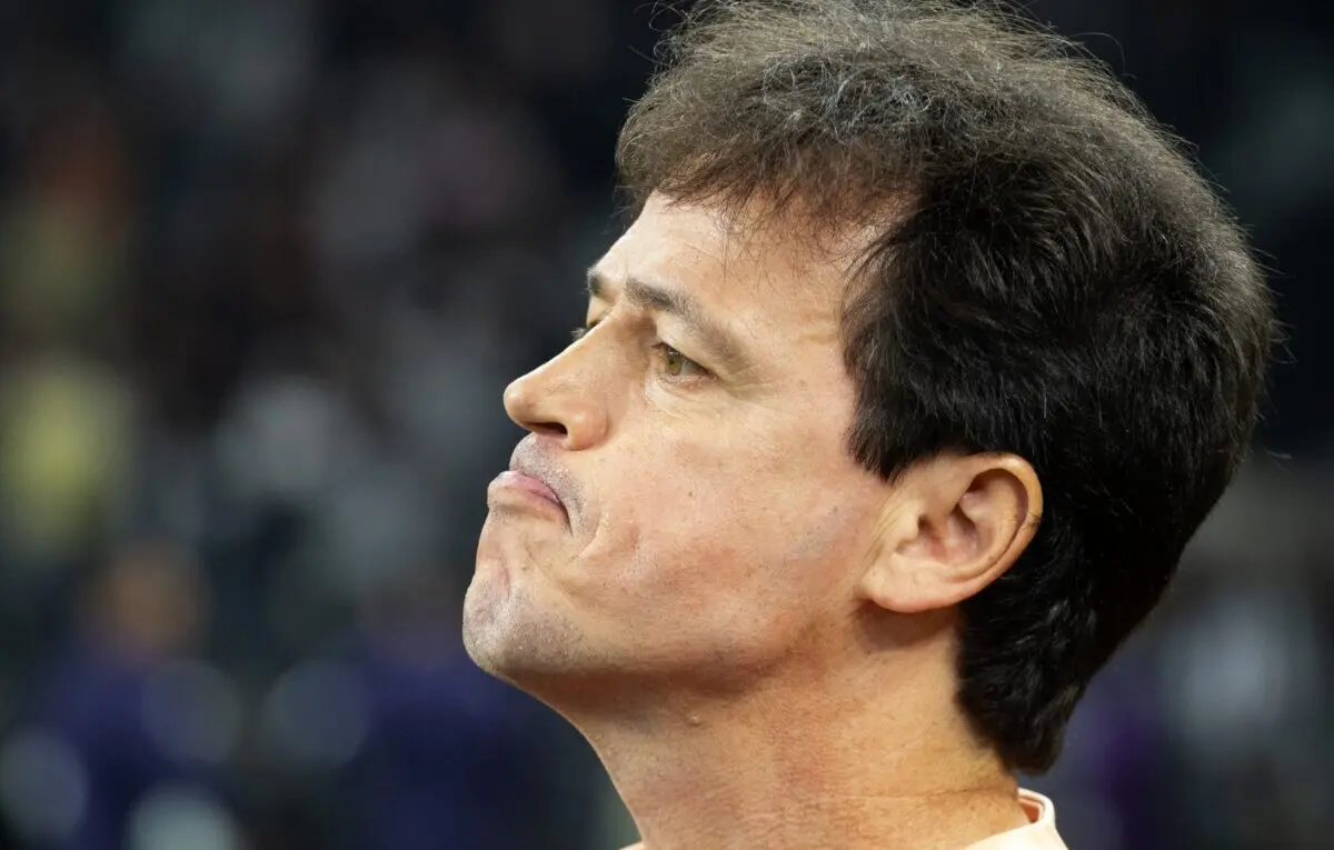 Fernando Diniz é o único treinador demitido duas vezes no Brasileirão 2026