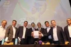 Flávio Bolsonaro consolida apoio de 14 governadores em Brasília e sela alianças estratégicas para a reta final do segundo turno