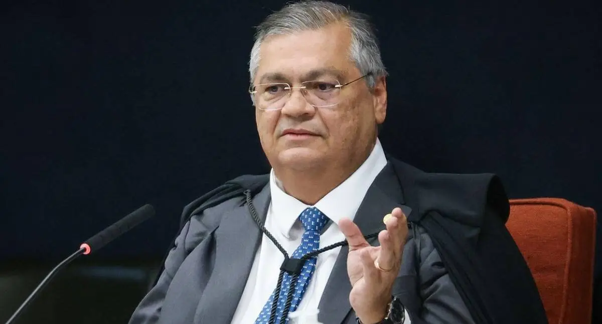 Flávio Dino encerra ação sobre post de Antônio Tabet após deliberação do TSE