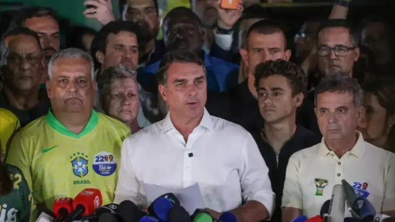 Flávio não reconhece vitória de Lula e tentará anulação do pleito