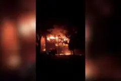 Incêndio de grandes proporções atinge prédio da UFPE em Pernambuco