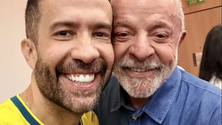 Janones critica disputa por vitória de Lula: “A vaidade é uma merda”