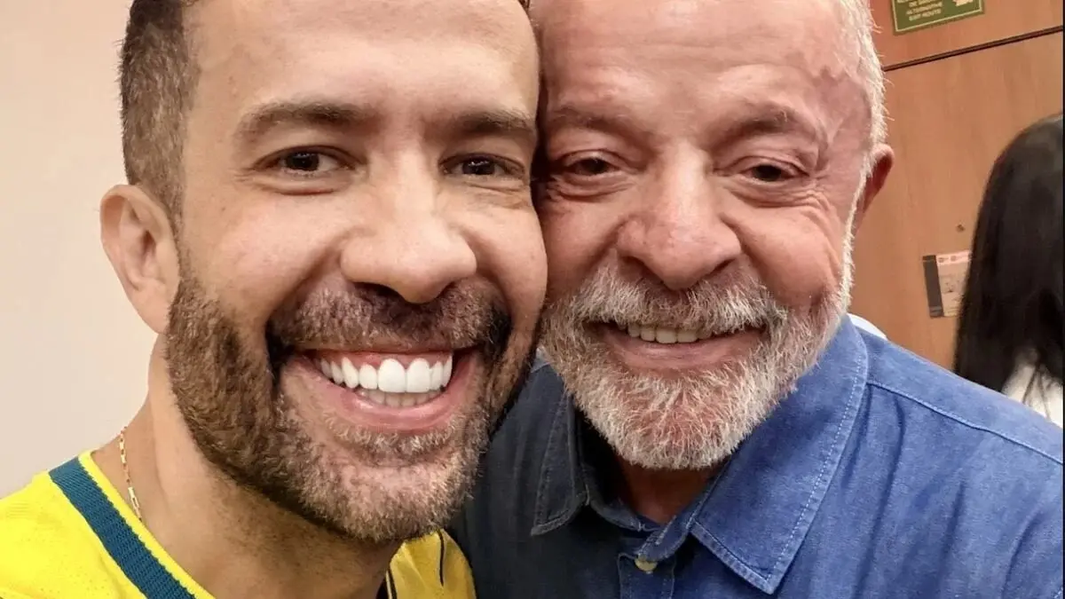 Janones critica disputa por vitória de Lula: “A vaidade é uma merda”
