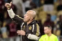 Jardim aponta “pecados” do Flamengo e explica a demora nas alterações