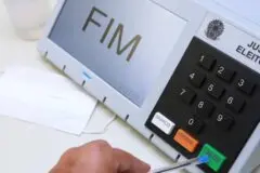 Justiça Eleitoral destaca uso do e-Título e documentos oficiais com foto para a identificação dos eleitores