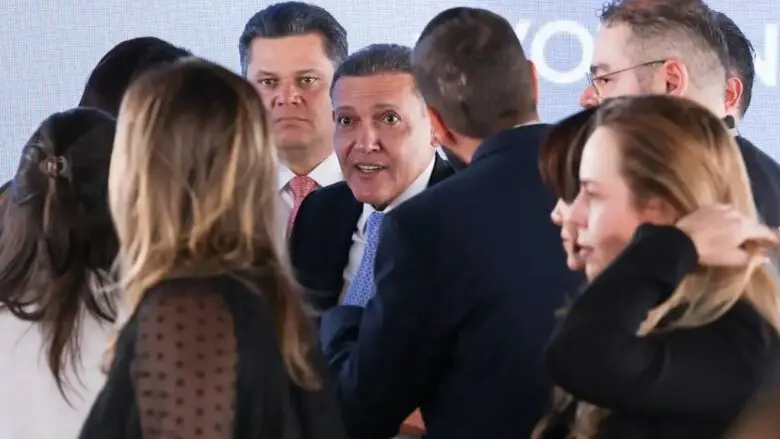 Kassio Nunes Marques relata dificuldades técnicas com extensão de horário, mas garante cumprimento de decisão do STF
