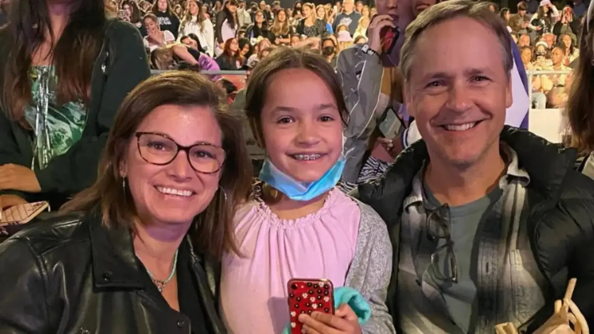 Legista revela causa da morte da filha de 13 anos do ator Chad Lowe Legista revela causa da morte da filha de 13 anos do ator Chad Lowe