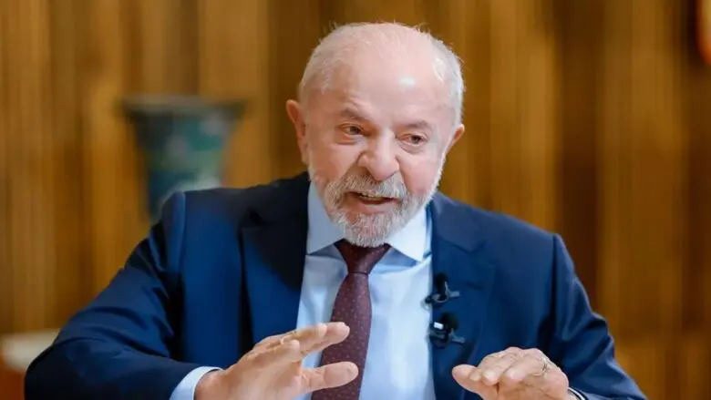 Lula avalia convidar opositores de Milei para posse