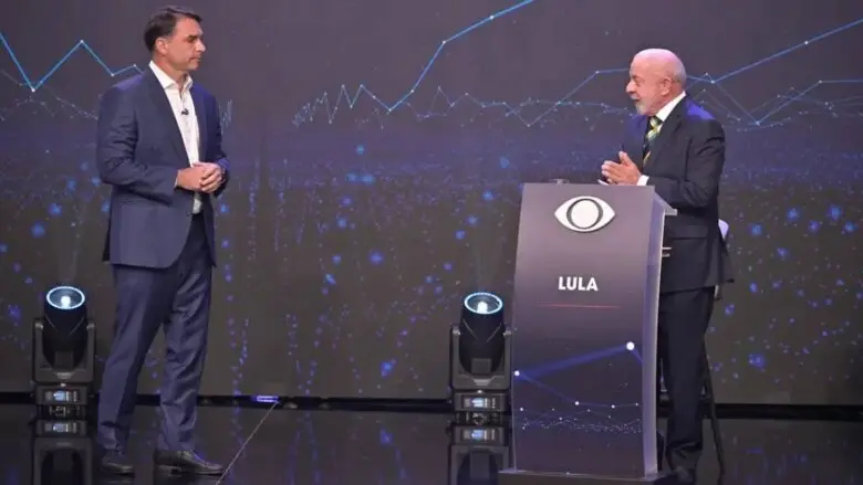 Lula e Flávio Bolsonaro assinam acordo no TSE e autorizam quebra simultânea de sigilos bancário, fiscal e telefônico