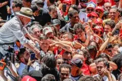 Lula recorrerá à Justiça contra suspensão do canal “Exército do Lula”