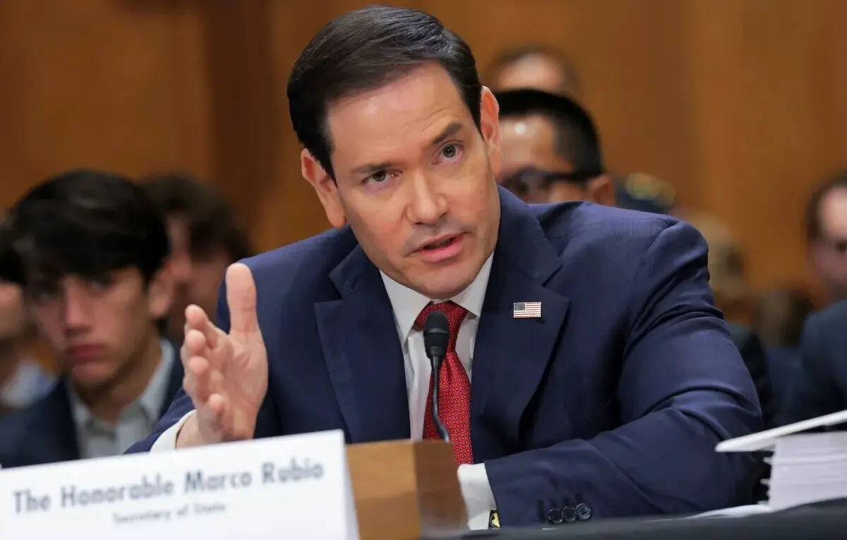 Marco Rubio diz para cubanos se associarem à CIA para criar mudanças