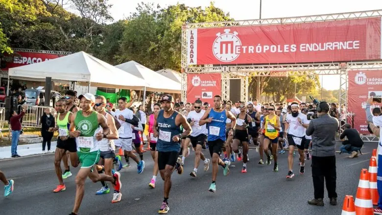 Metrópoles Endurance Corrida: retirada de kits inicia nesta quinta (22/10)