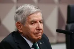 Moraes autoriza Heleno a fazer tratamento por ondas de choque