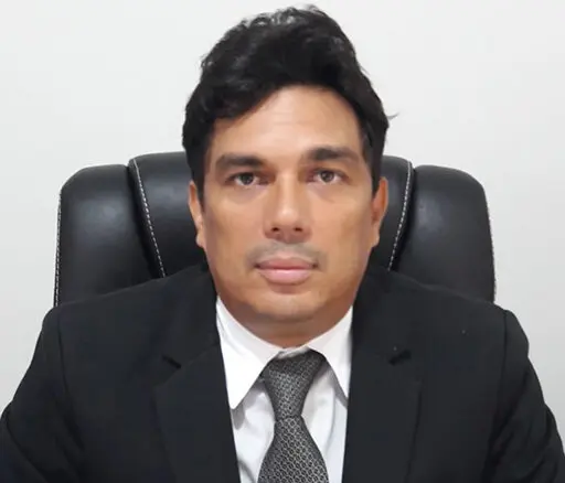 O espelho da servidão e a busca da consciência