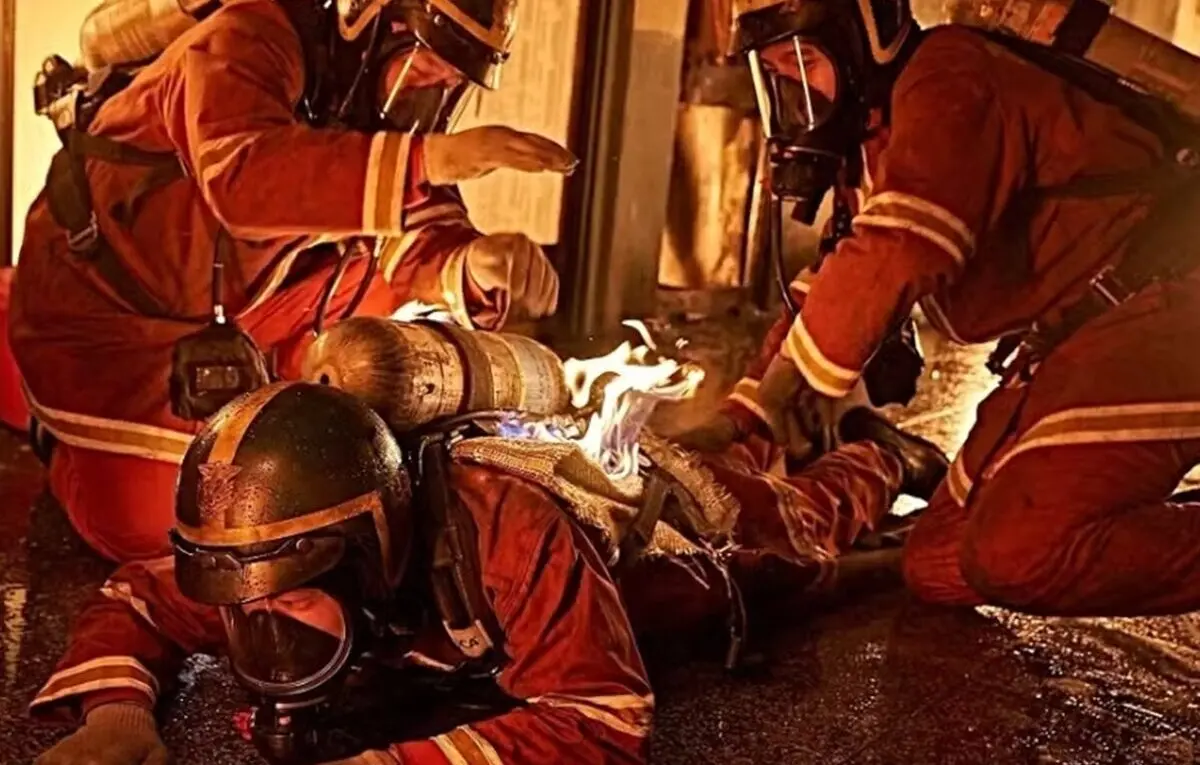 Os Bombeiros: filme é inspirado em tragédia real que matou seis em 2001