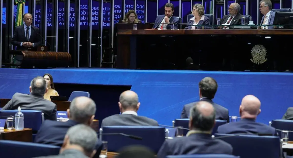 PEC que extingue escala 6×1 entra na reta final de votação no Senado Federal