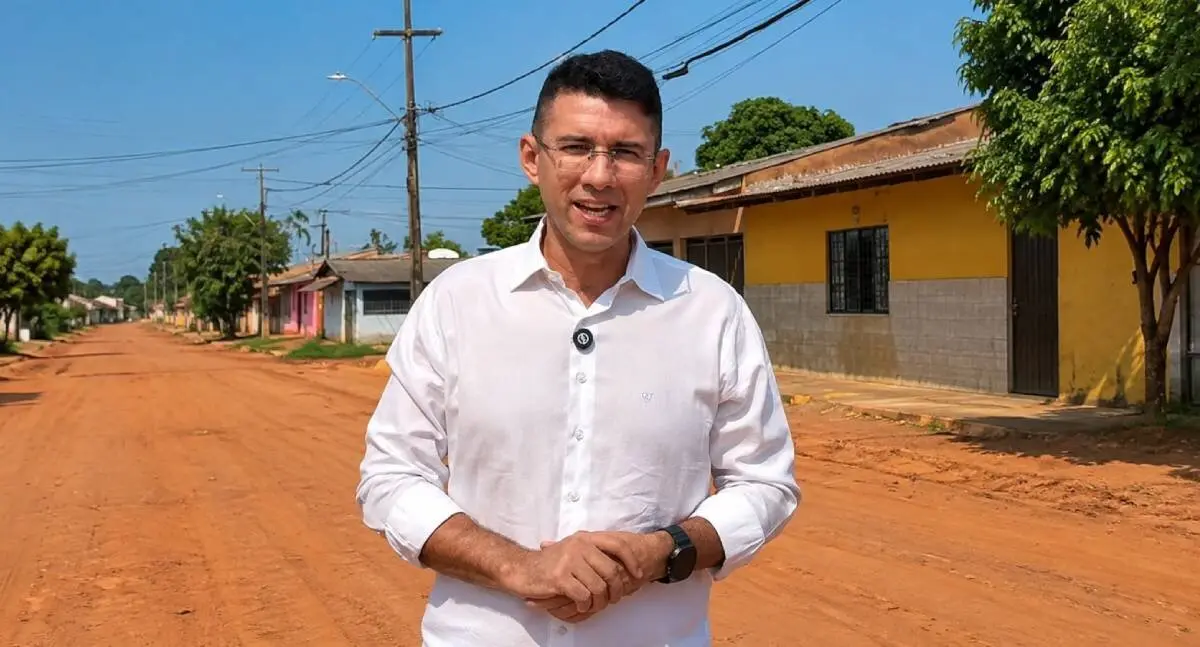 Pedro Geovar acompanha avanço do asfalto no Cidade Nova