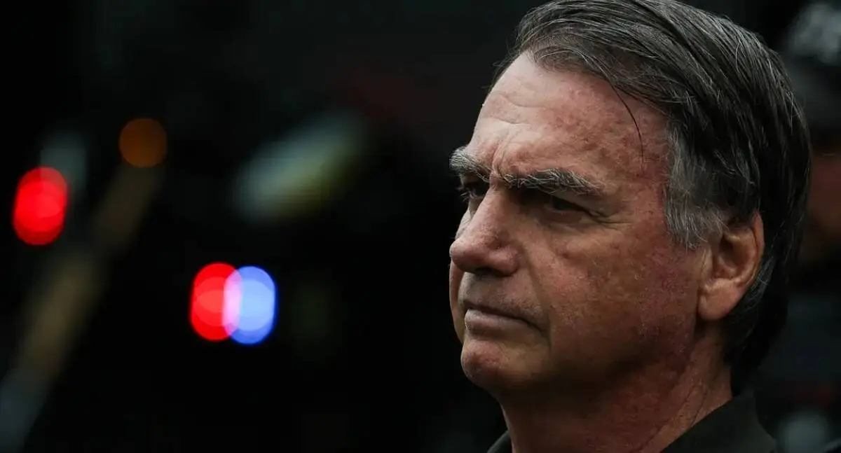 PGR emite parecer favorável para que Flávio Bolsonaro retome visitas ao pai em prisão domiciliar