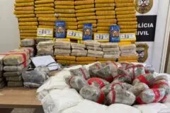 Polícia Civil apreende mais de 240 kg de drogas após tiroteio e fuga de criminosos