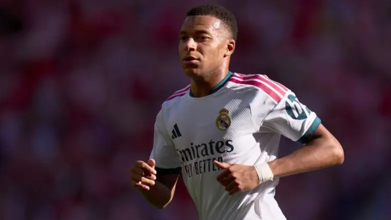 Real Madrid está incomodado com postura de Mbappé após lesão na Data Fifa