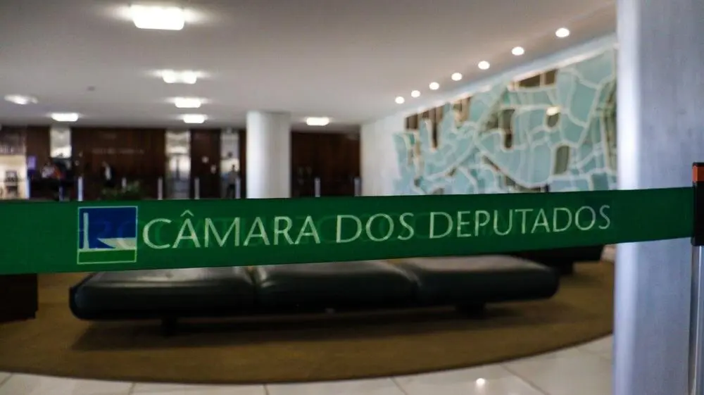 Rondônia reelege cinco deputados federais e não elege nenhum de esquerda de novo