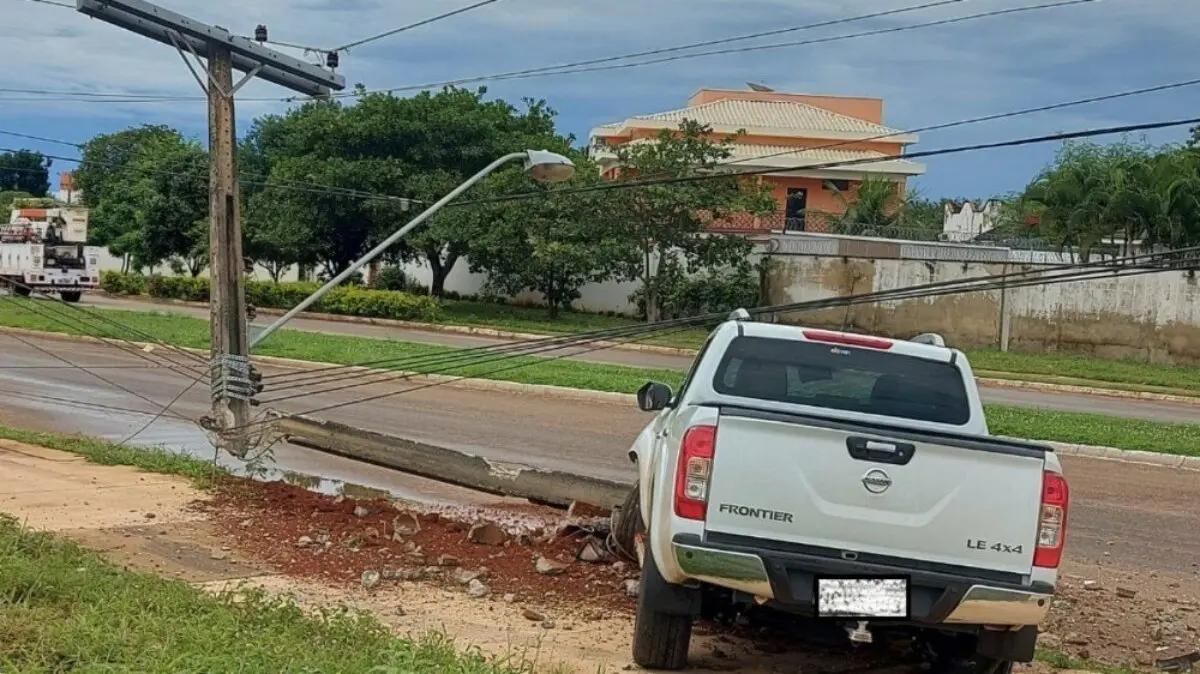 Rondônia registra 115 colisões contra postes em 2026; Energisa alerta para riscos e consequências