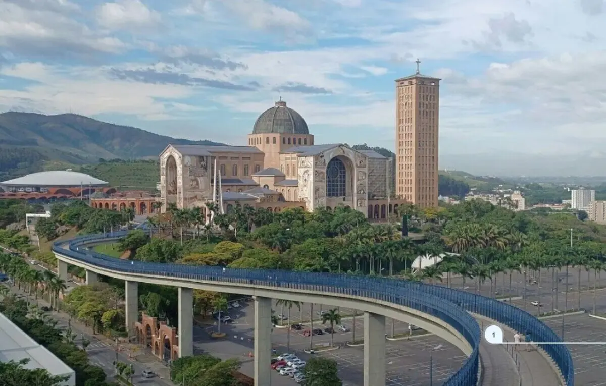 Santuário de Aparecida passa a funcionar 24 horas para acolher peregrinos