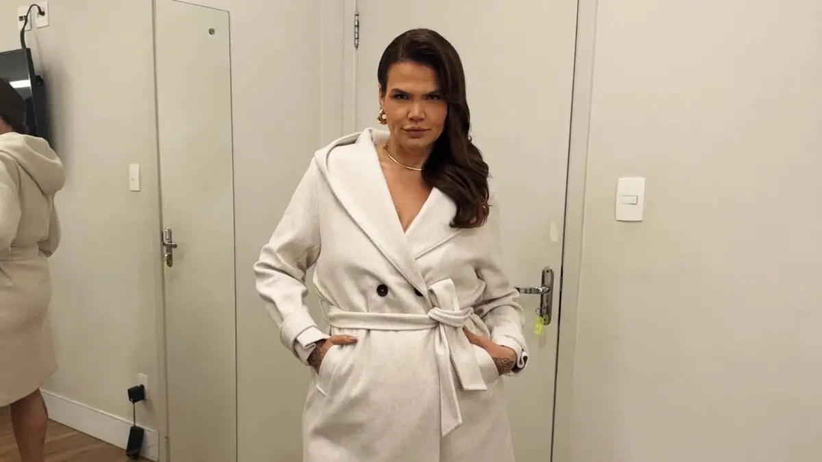 Thais Carla revela como lida com o excesso de pele após perder 120 kg e mostra transformação; assista Thais Carla fala sobre excesso de pele após perder 120 kg: “Não deixo de viver”; assista! (Foto: Reprodução/ Instagram)