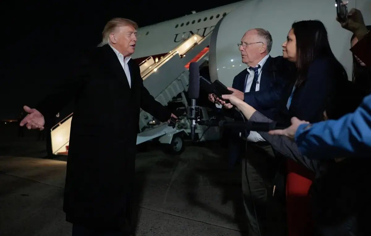 Trump diz que eleição foi “estranha” e aprovaria entrada de Flávio nos EUA
