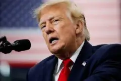 Trump suspende sanções e tarifas contra a Rússia