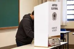 TSE confirma: cerca de 34 mil votos foram registrados após horário normal da votação